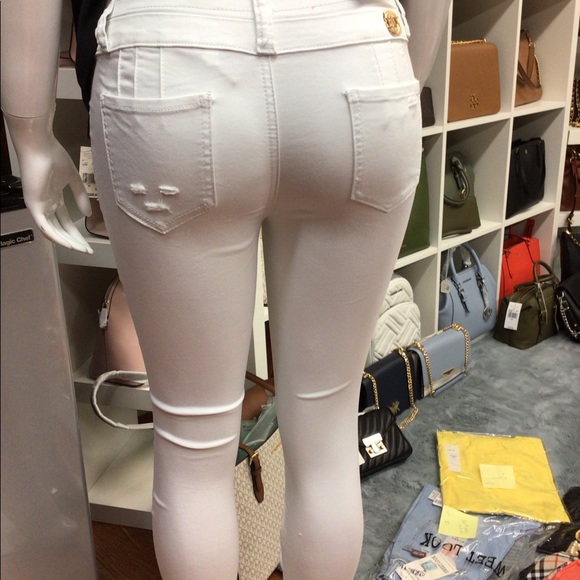 Butt Lifting - Picture 8 of 10